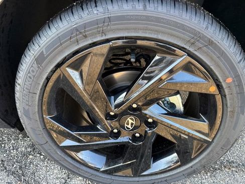 New 2026 Hyundai Elantra SEL Sport image 6