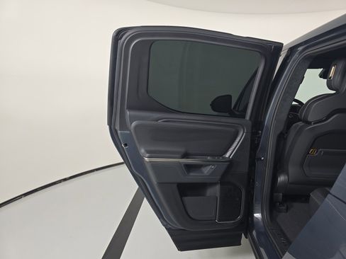 Used 2025 Rivian R1T Adventure AWD/4WD image 17