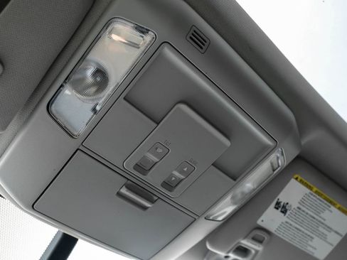 Used 2016 Toyota Tundra Platinum image 22