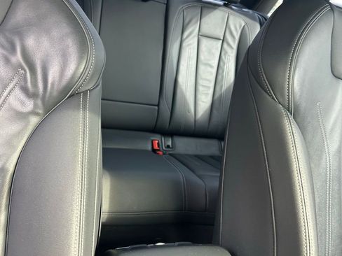 Used 2022 Audi A4 2.0T Premium w/ Convenience Package image 37