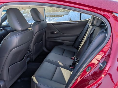 Certified 2021 Lexus ES 250 w/ Premium Package image 12