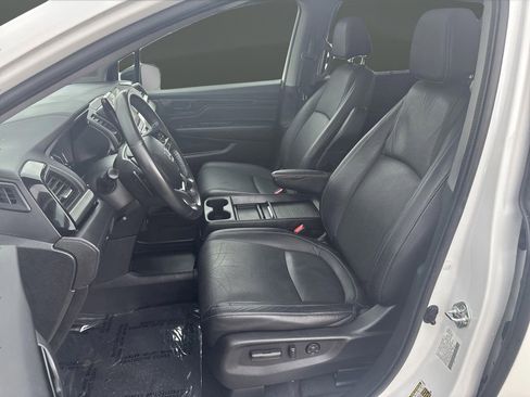 Used 2022 Honda Odyssey Touring image 4