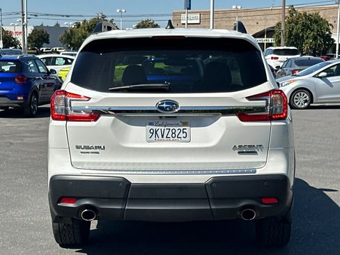 Used 2024 Subaru Ascent Limited image 5