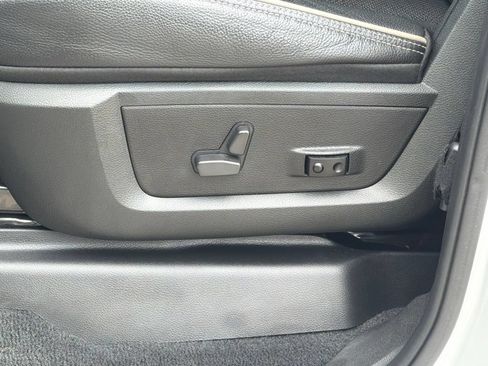 Used 2022 RAM 2500 Limited AWD/4WD image 12