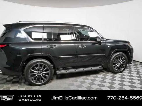 Used 2025 Lexus LX 700h F Sport AWD/4WD image 2