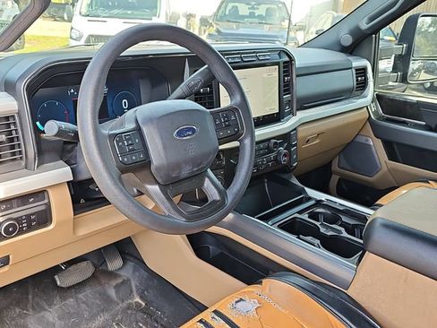 Used 2024 Ford F250 XLT w/ XLT Premium Package AWD/4WD image 15