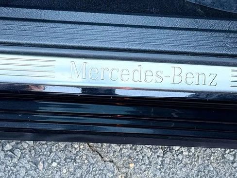 Used 2014 Mercedes-Benz E 350 4MATIC Sedan image 40