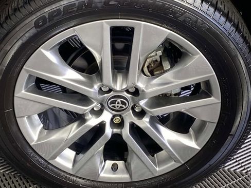 Used 2025 Toyota RAV4 XLE Premium w/ Weather Package AWD/4WD image 29