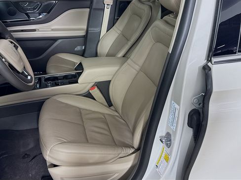 Used 2024 Lincoln Corsair Grand Touring image 24