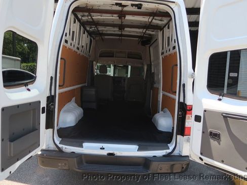 Used 2020 Nissan NV 2500 SV w/ Back Door Glass Package RWD image 15