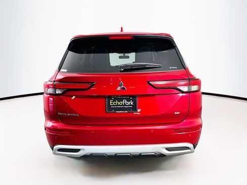 Used 2024 Mitsubishi Outlander SE image 7