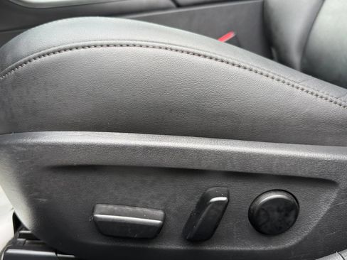 Used 2022 MAZDA MAZDA3 s AWD/4WD image 26