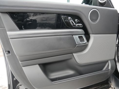 Used 2021 Land Rover Range Rover P525 Westminster Edition image 10