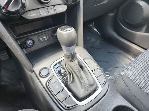 Used 2020 Hyundai Kona SEL FWD image 22