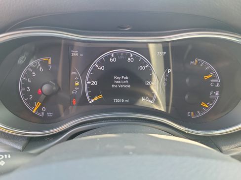 Used 2021 Jeep Grand Cherokee Limited image 19