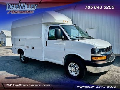 New 2025 Chevrolet Express 3500 w/ Power Convenience Package