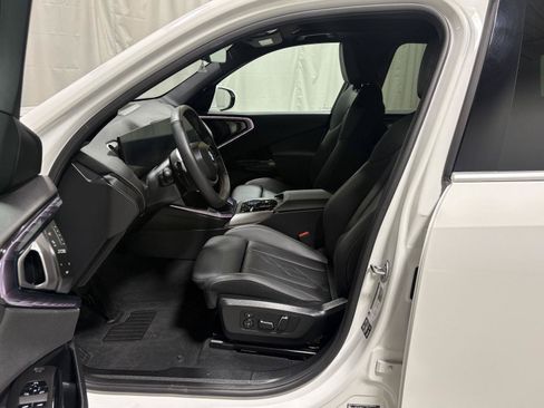 Used 2026 BMW X3 xDrive30i w/ Convenience Package AWD/4WD image 2