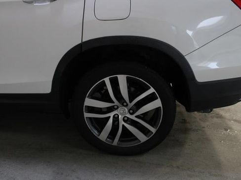 Used 2016 Honda Pilot Elite image 31