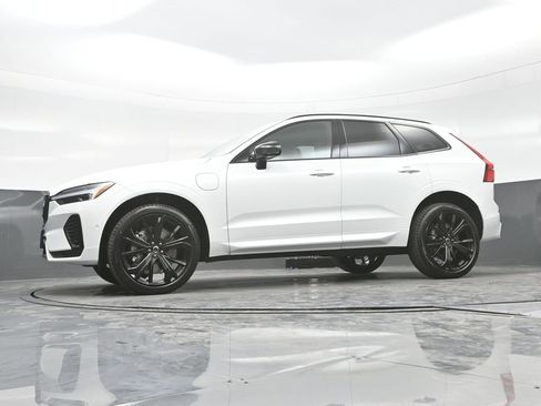 New 2026 Volvo XC60 T8 Ultra w/ Climate Package AWD/4WD image 27