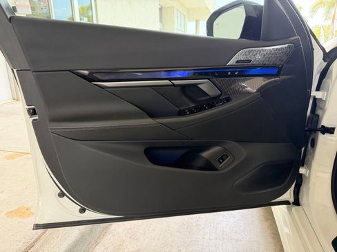 Used 2026 BMW M5 AWD/4WD image 39
