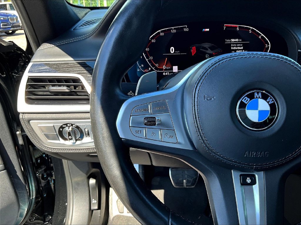 Used 2021 BMW 750i xDrive w/ Executive Package AWD/4WD image 11