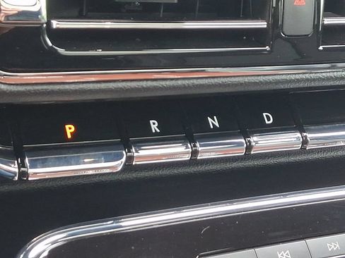 Certified 2021 Lincoln Navigator Reserve AWD/4WD image 16