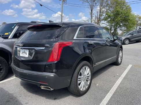 Used 2019 Cadillac XT5 Premium Luxury image 3