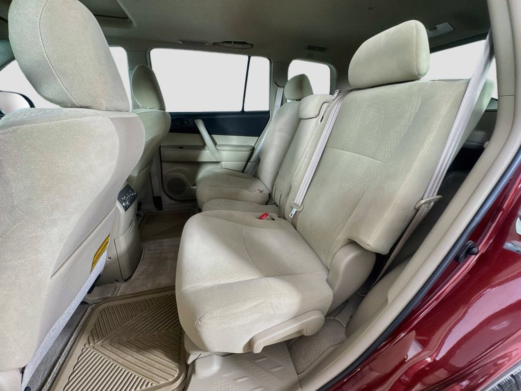 Used 2010 Toyota Highlander 4WD w/ Extra Value Pkg 2 image 27