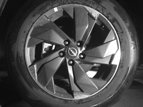 Used 2025 Nissan Rogue SV image 12