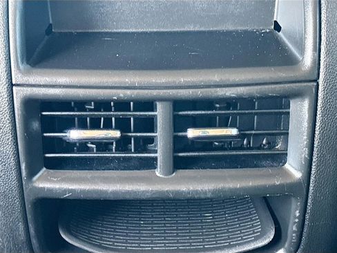 Used 2017 Cadillac XT5 Luxury w/ Driver Awareness Package image 29