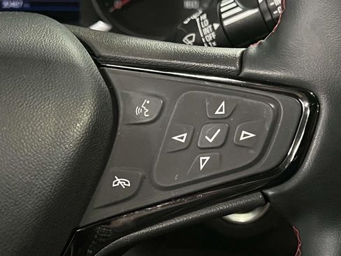 Used 2023 Chevrolet Equinox RS w/ LPO, Floor Liner Package FWD image 21