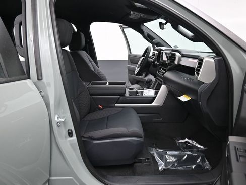 New 2026 Toyota Tundra SR5 AWD/4WD image 14