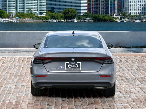New 2025 Honda Accord SE image 6