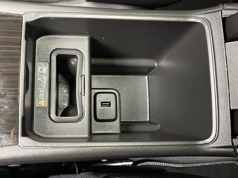 Used 2018 Buick Regal Preferred w/ Driver Confidence Package #1 image 27