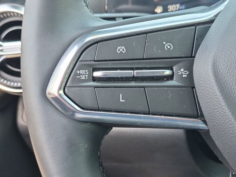 Certified 2025 Chevrolet Equinox LT w/ Safety and Technology Package FWD image 19