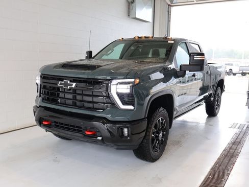 New 2026 Chevrolet Silverado 2500 LT w/ Trail Boss Package AWD/4WD image 7