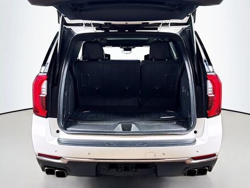 Certified 2025 GMC Yukon AT4 Ultimate AWD/4WD image 27