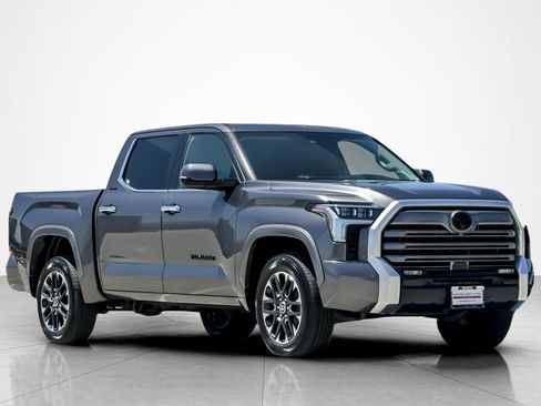 Used 2024 Toyota Tundra Limited AWD/4WD image 7