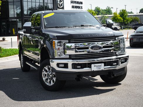 Used 2017 Ford F350 Lariat AWD/4WD image 2