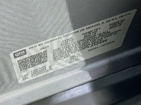 Used 2023 GMC Terrain SLT AWD/4WD image 36