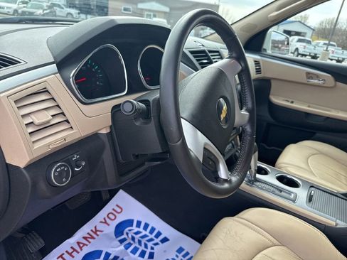 Used 2010 Chevrolet Traverse LTZ image 26