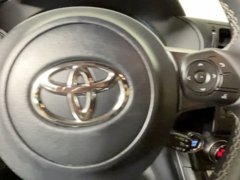 Used 2023 Toyota GR86 Premium w/ ALL Weather Mat Package (TMS) RWD image 27