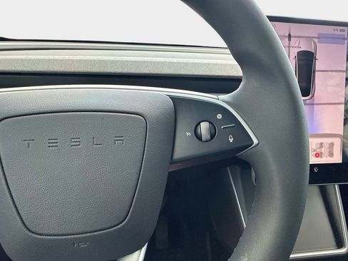 Used 2026 Tesla Model Y 2WD image 25