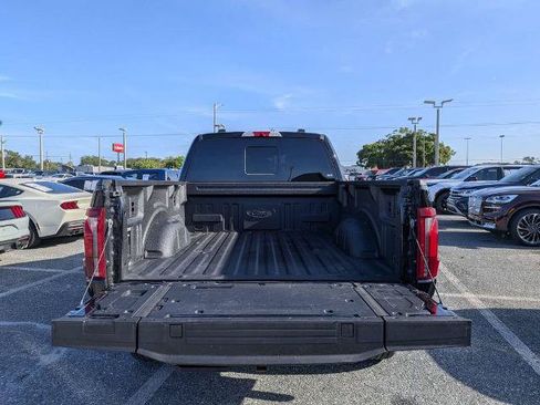 Certified 2025 Ford F150 Platinum w/ Equipment Group 702A High AWD/4WD image 11