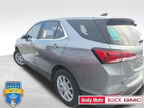 Used 2023 Chevrolet Equinox LT image 1
