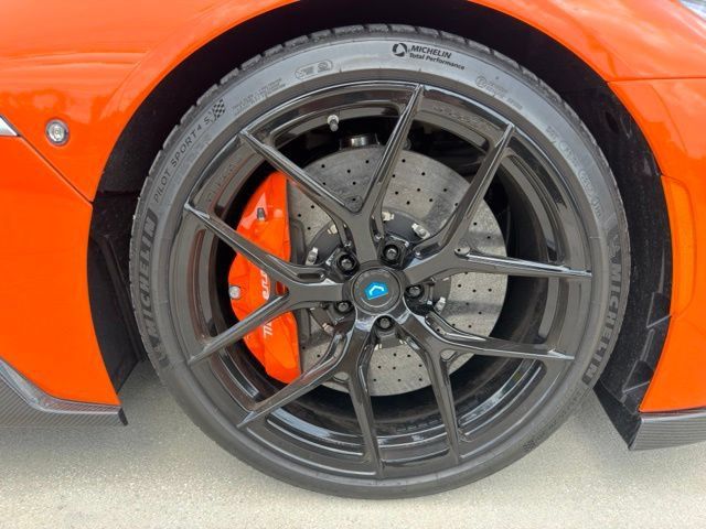 Used 2023 Maserati MC20 Spyder RWD image 20