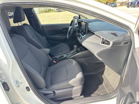 Used 2022 Toyota Corolla LE w/ LE Convenience Package image 22