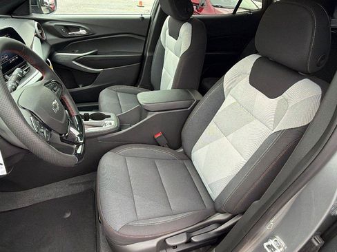 New 2026 Chevrolet Trax RS FWD image 4