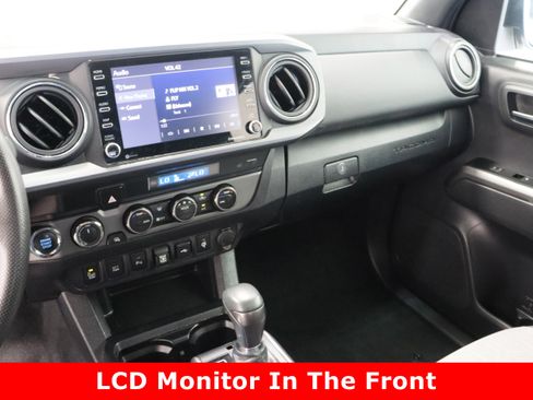 Used 2023 Toyota Tacoma TRD Off-Road w/ Technology Package image 16