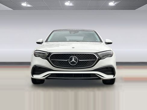 New 2025 Mercedes-Benz E 350 4MATIC Sedan image 5